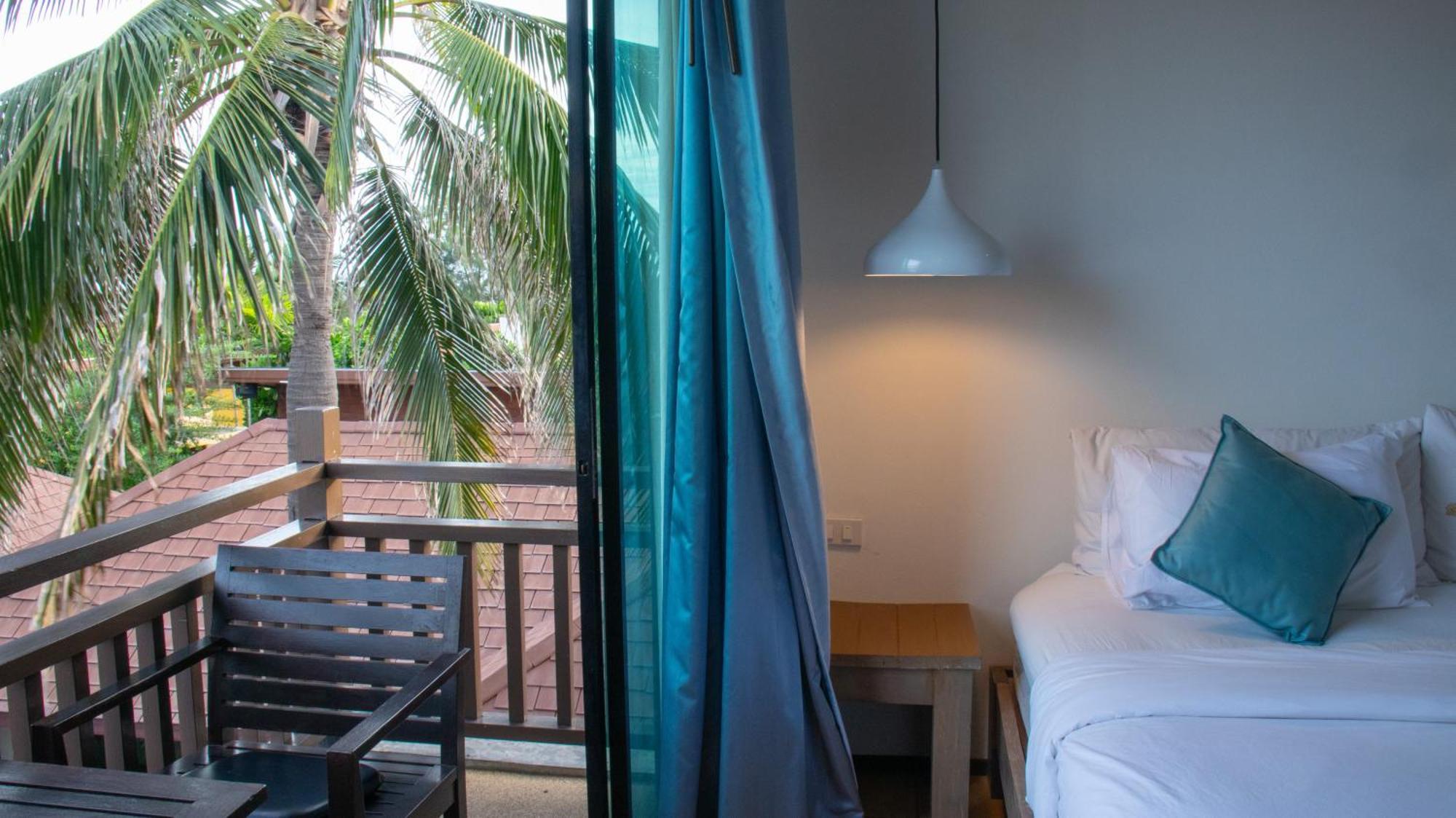 Chidlom Resort Haad Chao Samran Exterior foto