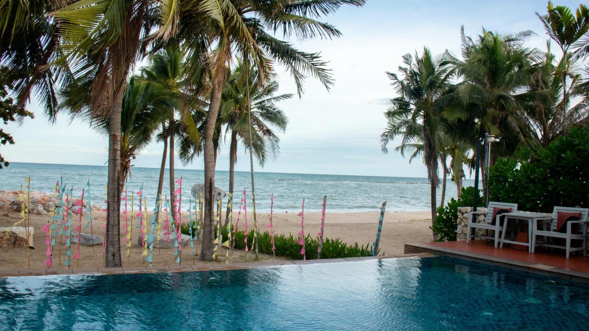 Chidlom Resort Haad Chao Samran Exterior foto