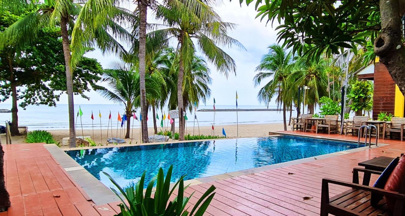 Chidlom Resort Haad Chao Samran Exterior foto