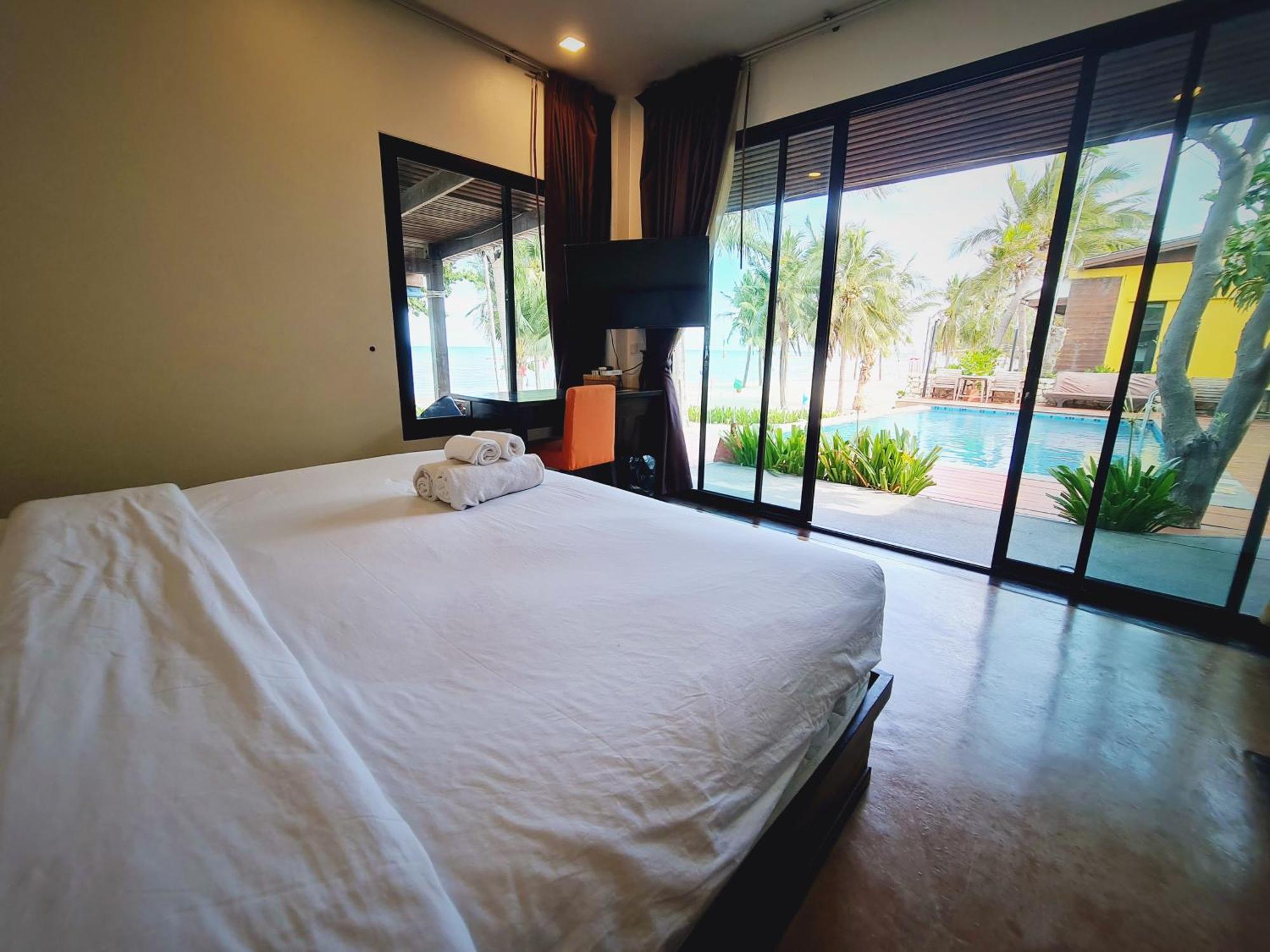 Chidlom Resort Haad Chao Samran Exterior foto